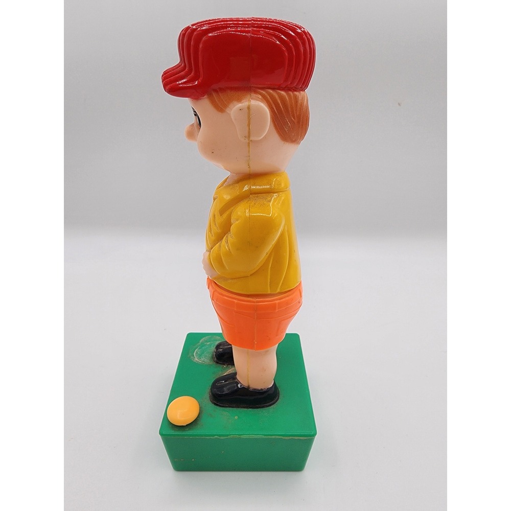 Vintage Plastic Boy Golfer Figure Green Base Yellow Jacket Red Hat - Picture 4 of 6